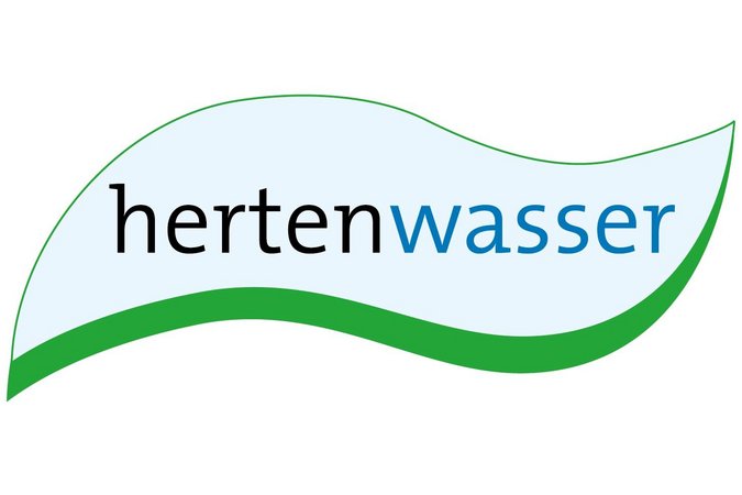 Hertenwasser Logo. Ein grün-blau designtes Muster symbolisiert einen Tropfen Wasser. Darauf der Schriftzug "Gelsenwasser"